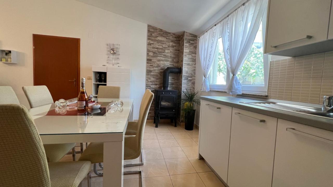 Апартаменты House Roca Водице Экстерьер фото